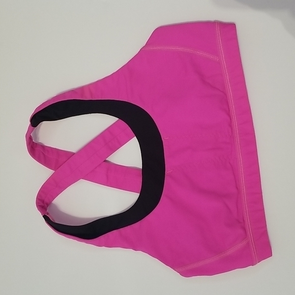 Lululemon sports‎ bra 6 - Picture 1 of 9
